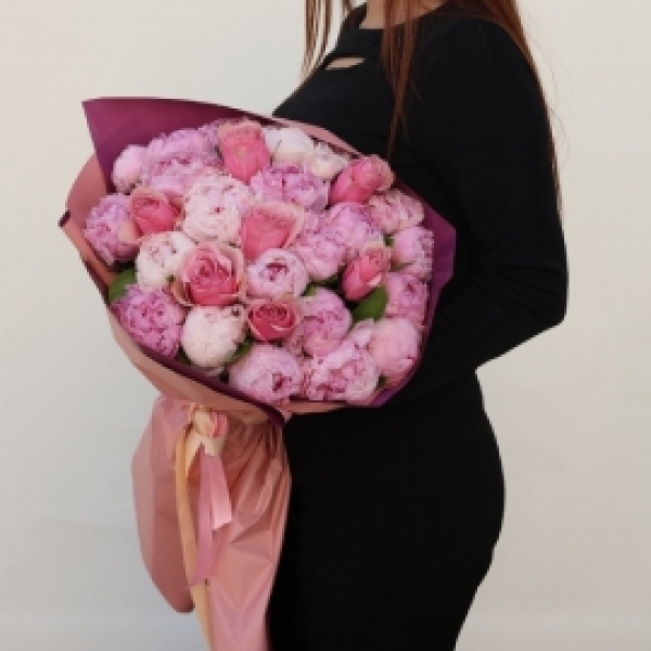Şakayık Pembe gül